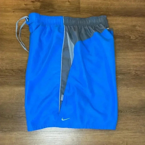 Nike Swoosh Men’s XXL Blue Gray Swim Trunks Shorts - Picture 3 of 8